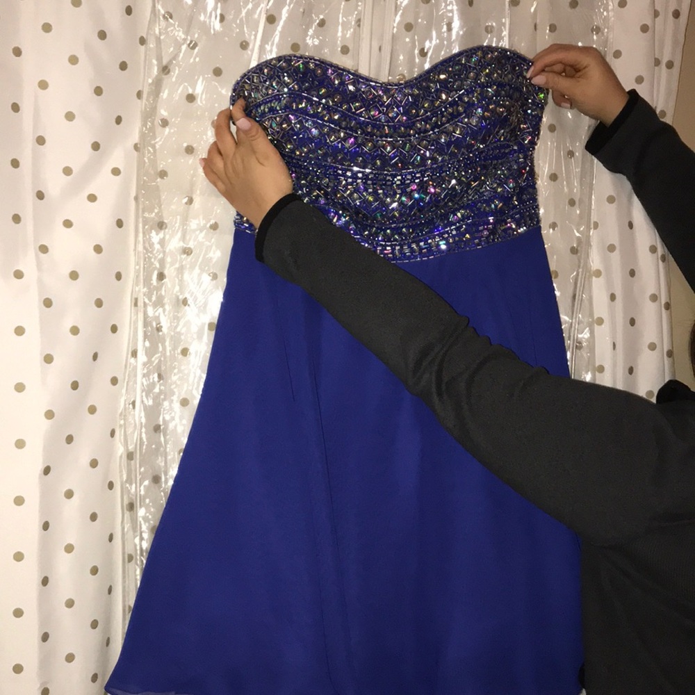 Tony Bowls Homecoming dress